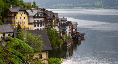 السياحة في قرية هالستات النمسا وسحر الجمال الأوروبي