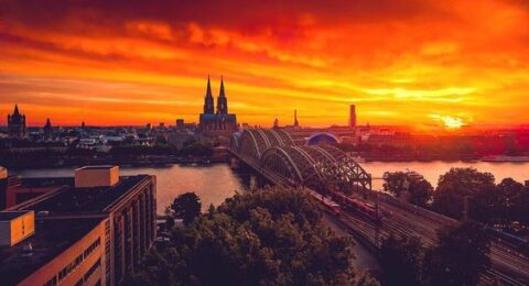أجمل الاماكن لمشاهدة وقت غروب الشمس في كولونيا المانيا