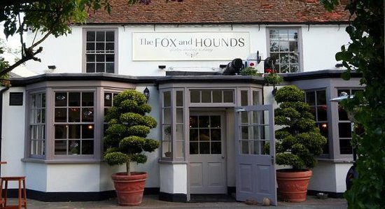  The Fox and Hounds
