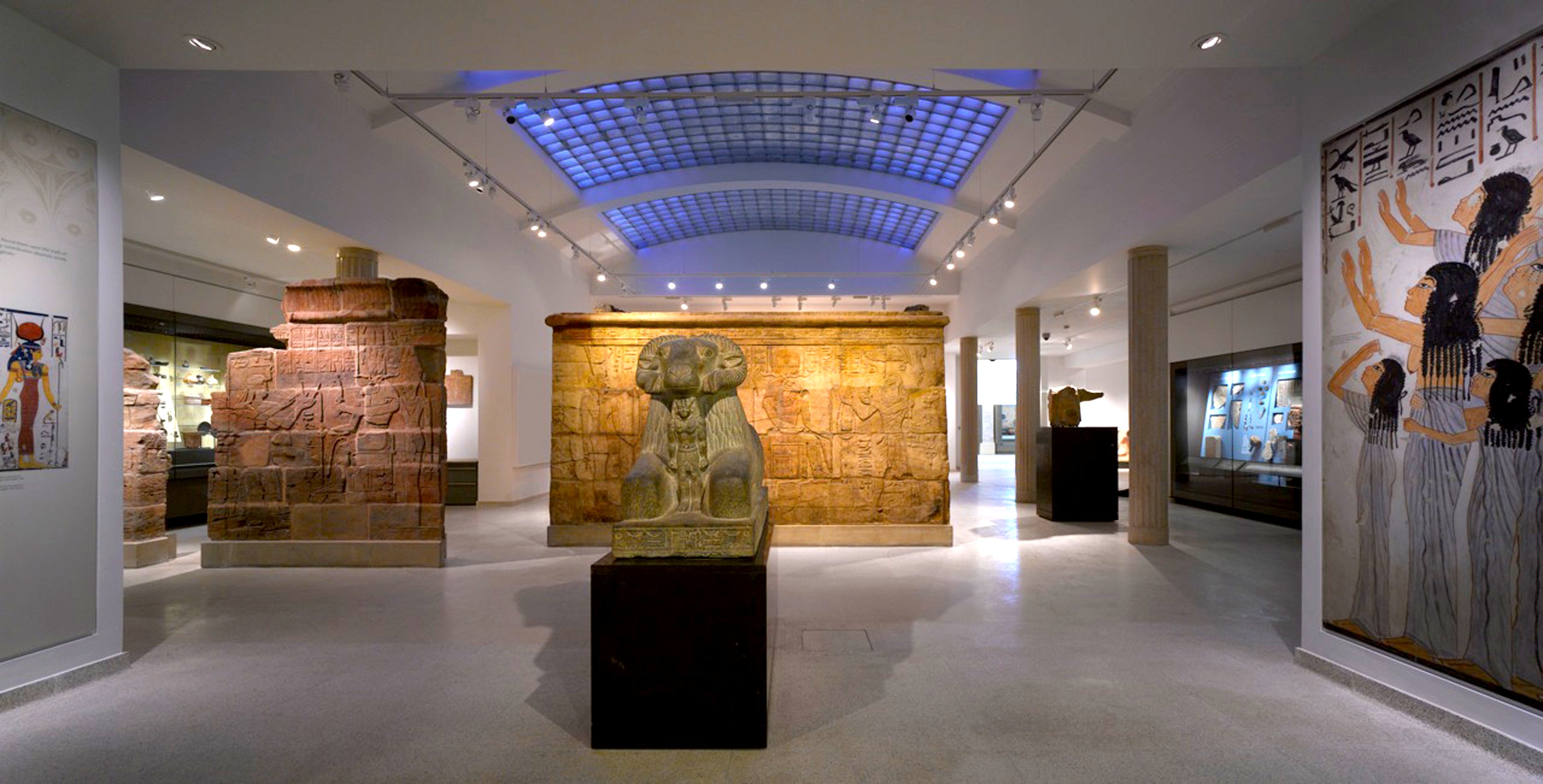 متحف أشموليان