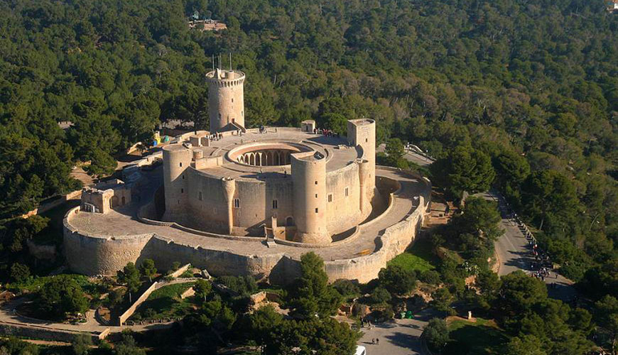 قلعة بيلفير