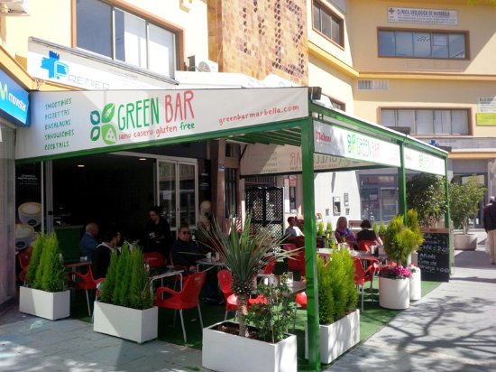 مطعم Green Bar