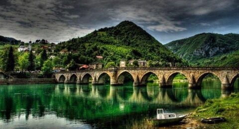 اشهر 7 من المناطق السياحيه في البوسنه عليك زيارتها هذا العام
