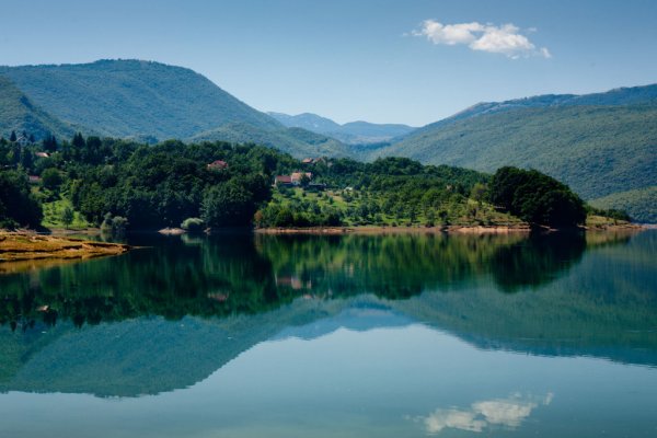 مناظر من البوسنة 