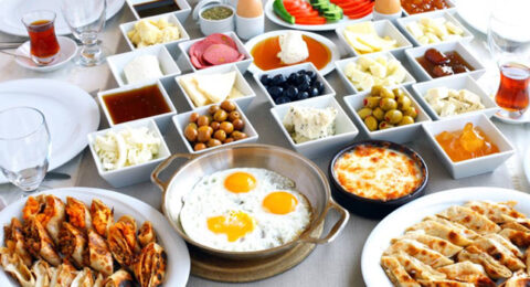 احصل على افضل وجبات فطور متأخر في اجمل مطاعم انقرة تركيا