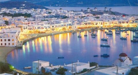 هل فكرت في السياحة في جزيرة ميكونوس في اليونان ؟
