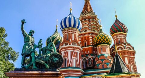 اليك 12 مكان سياحي يمكنك زيارته عند السياحة في روسيا