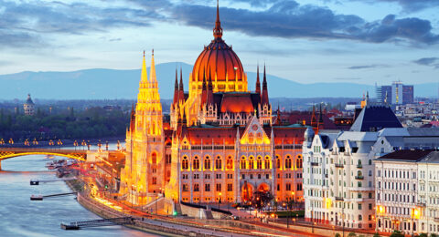 تعرف على أشهر الأماكن التي عليك زيارتها عند السياحة في المجر